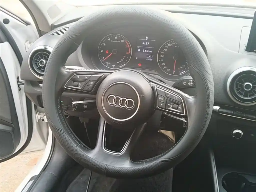 Audi A3 — фото 11