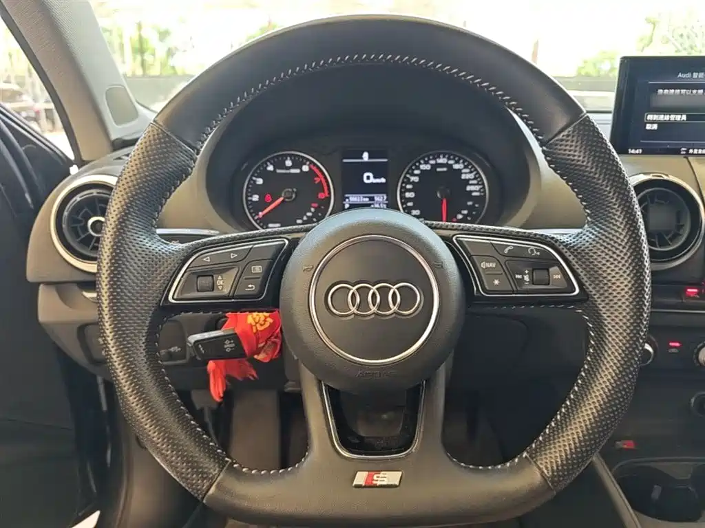 Audi A3 — фото 11