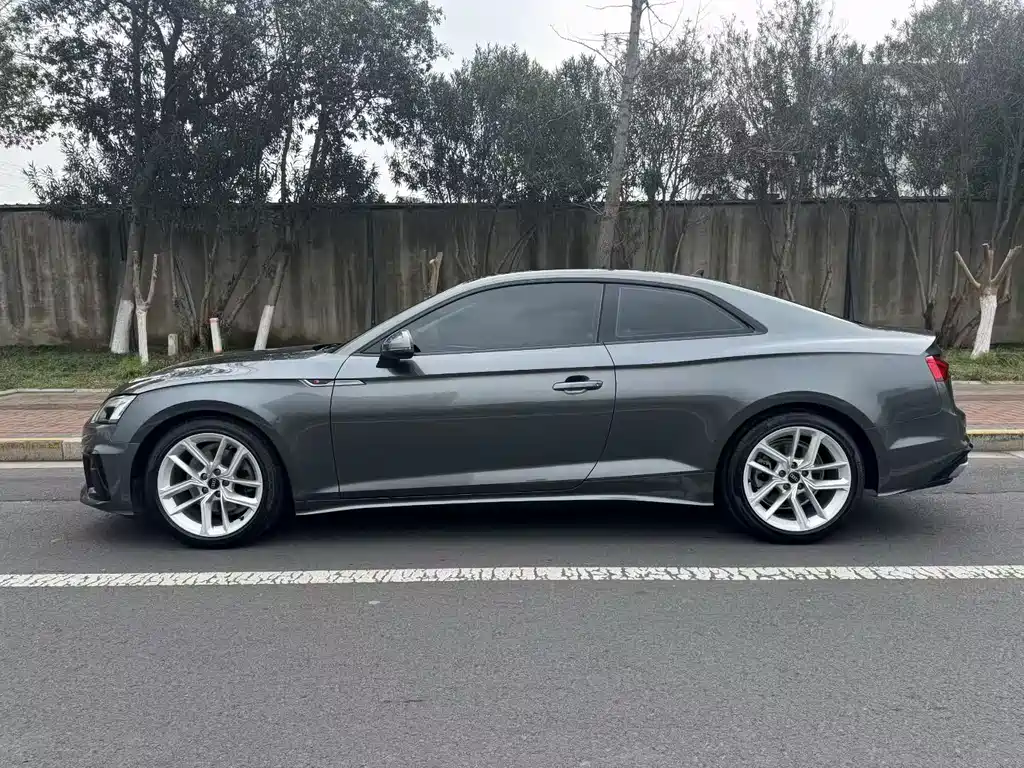 Audi A5 (Import) — фото 3