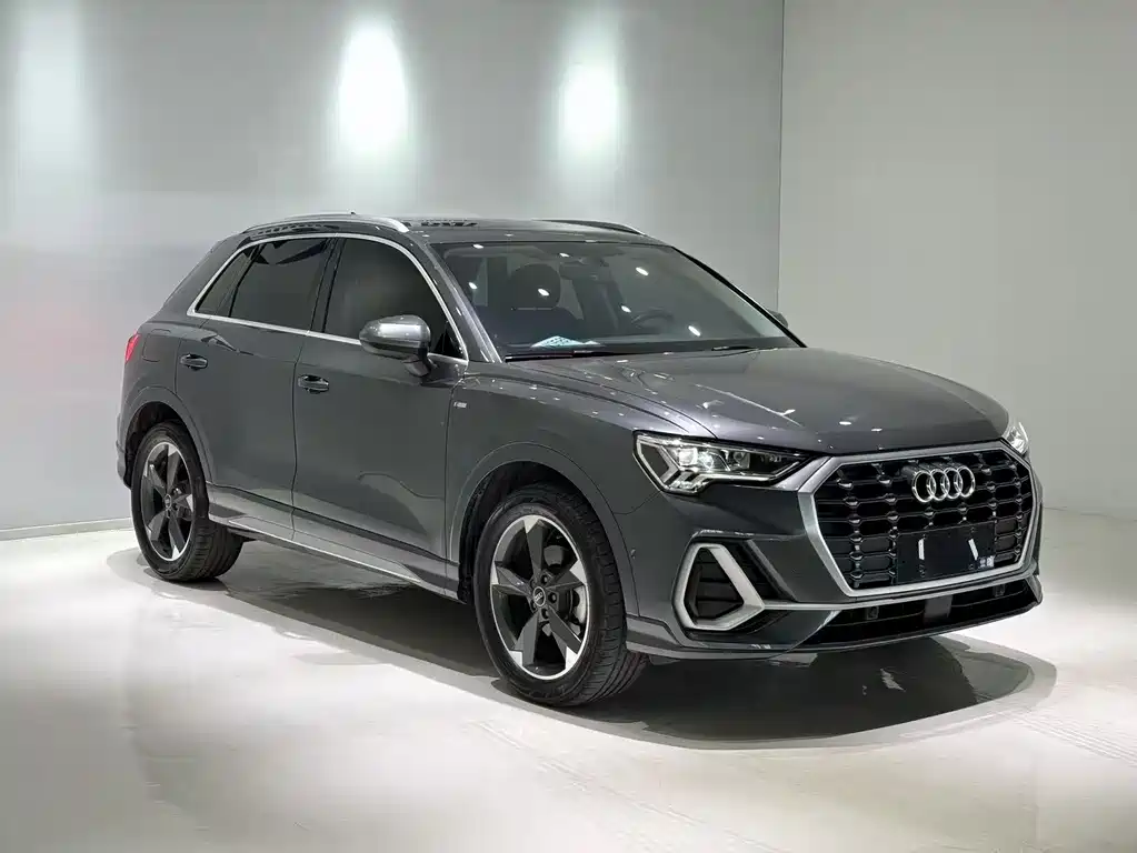 Audi Q3 — фото 3