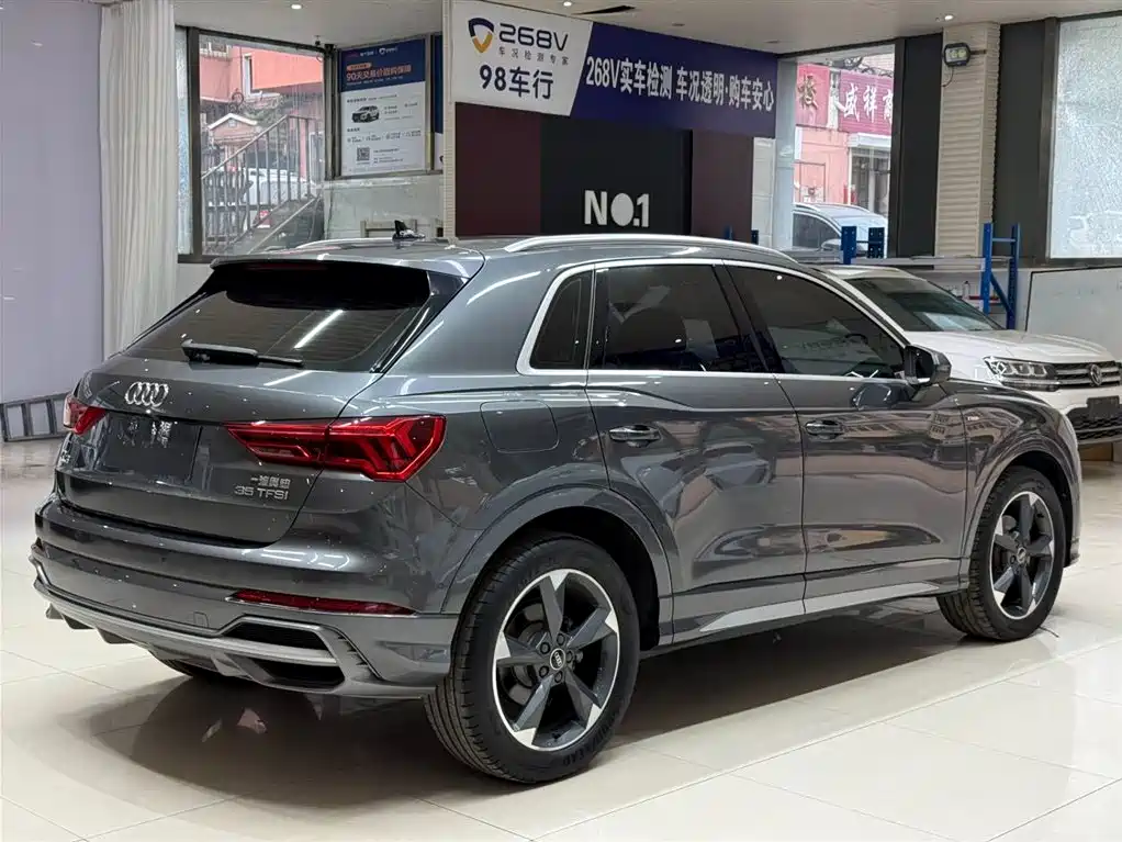 Audi Q3 — фото 4