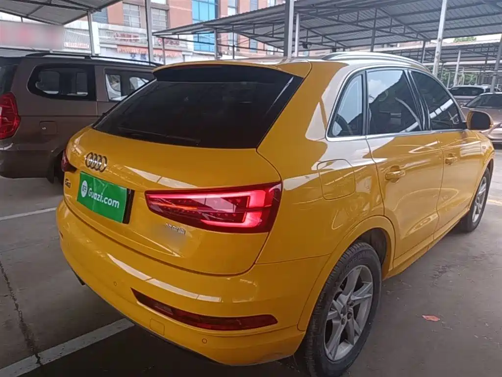 Audi Q3 — фото 7