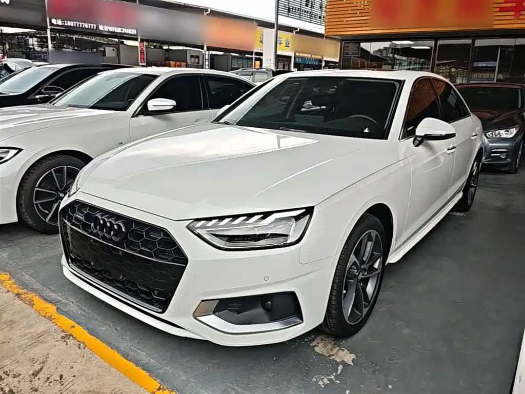 Audi A4L — фото 2