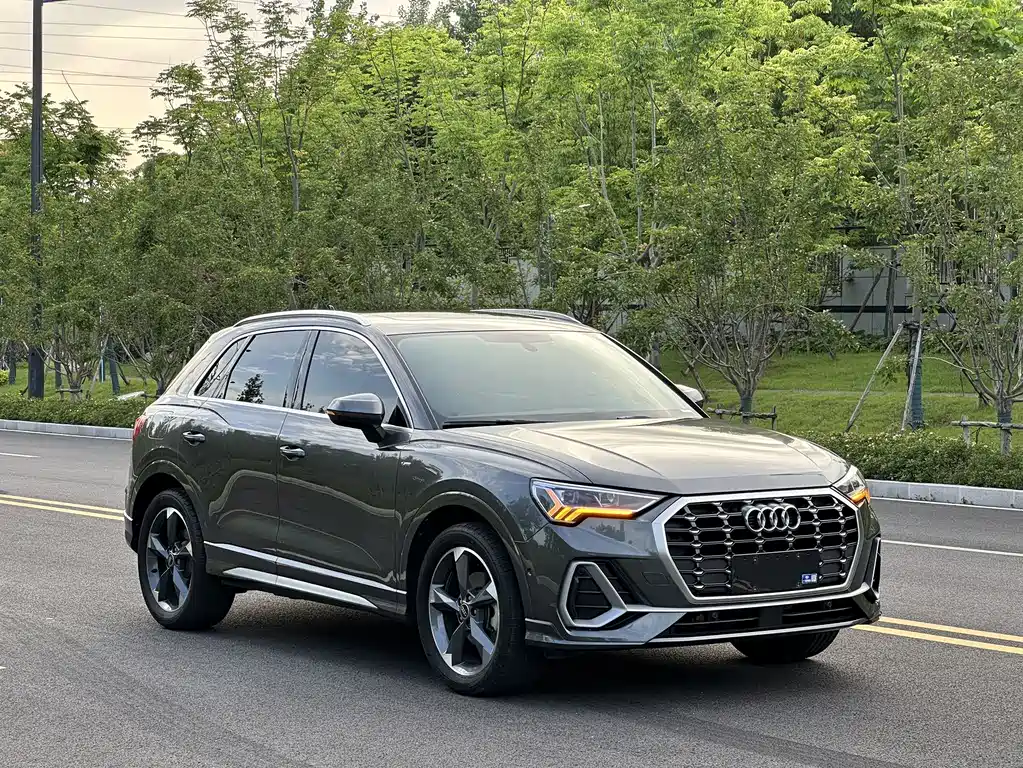 Audi Q3 — фото 3