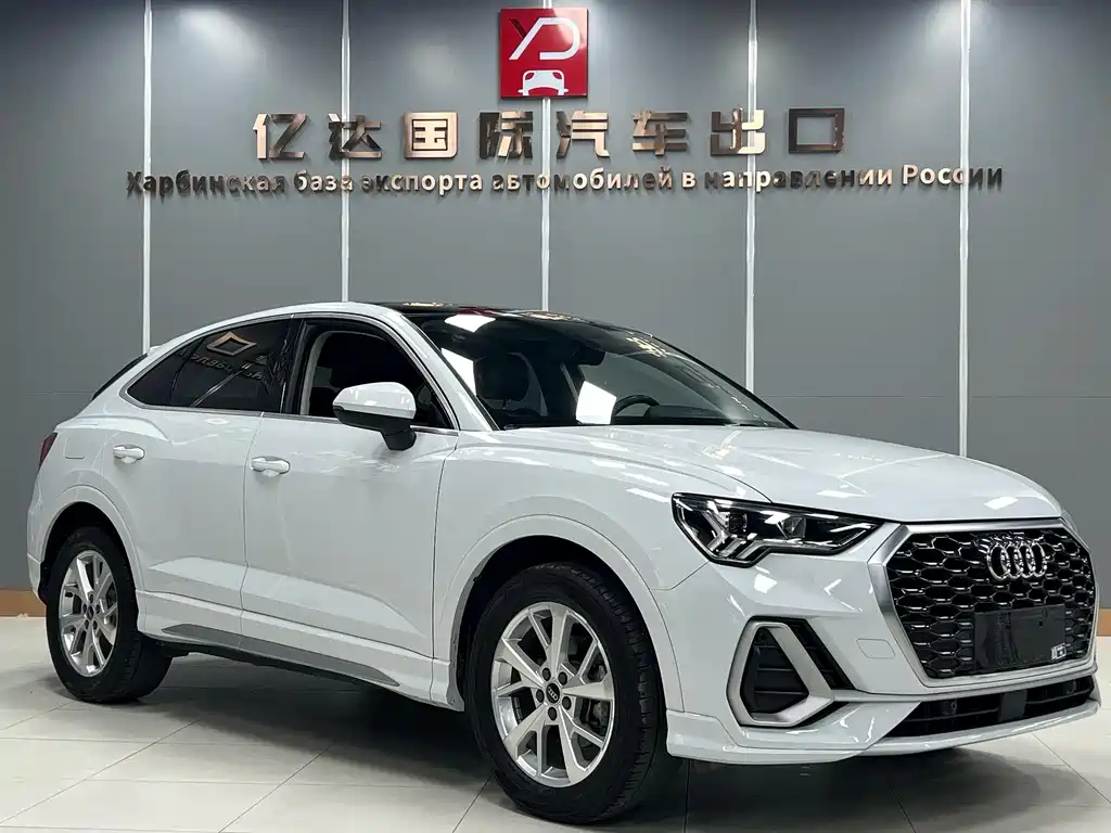 Audi Q3 Sportback — фото 3