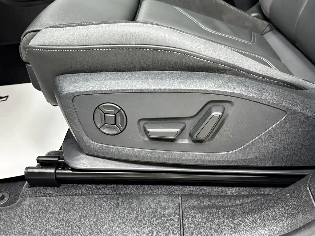 Audi Q3 Sportback — фото 7
