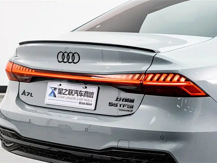 Audi A7L — фото 8