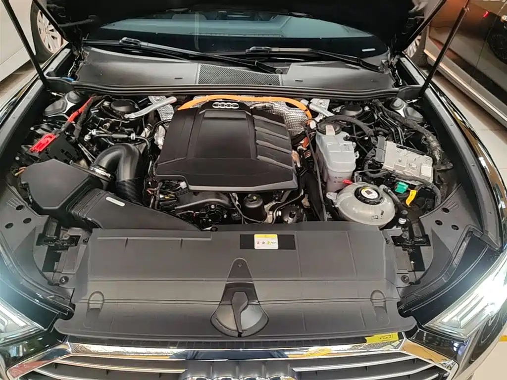 Audi A6L New Energy — фото 20