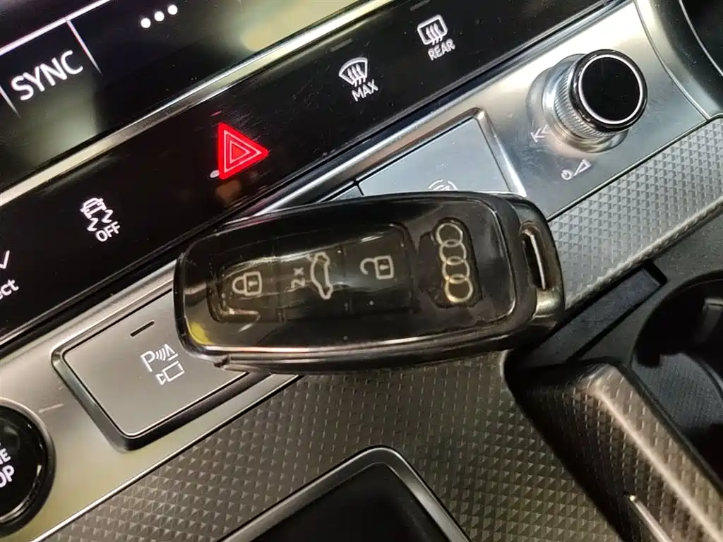 Audi A6L New Energy — фото 9