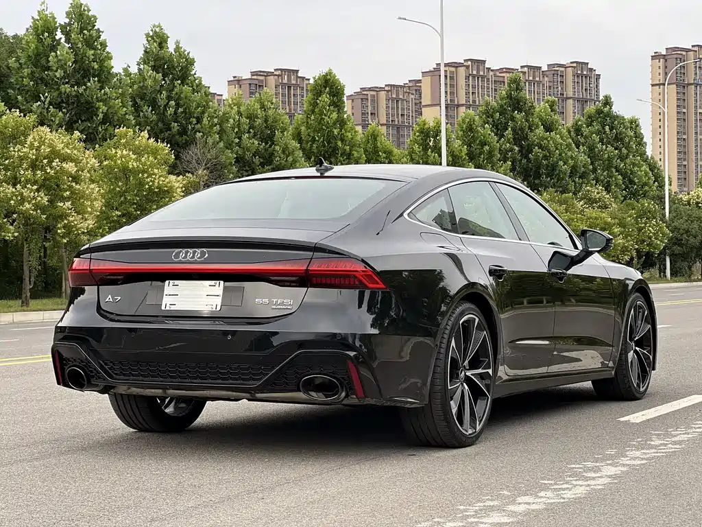 Audi A7 — фото 9