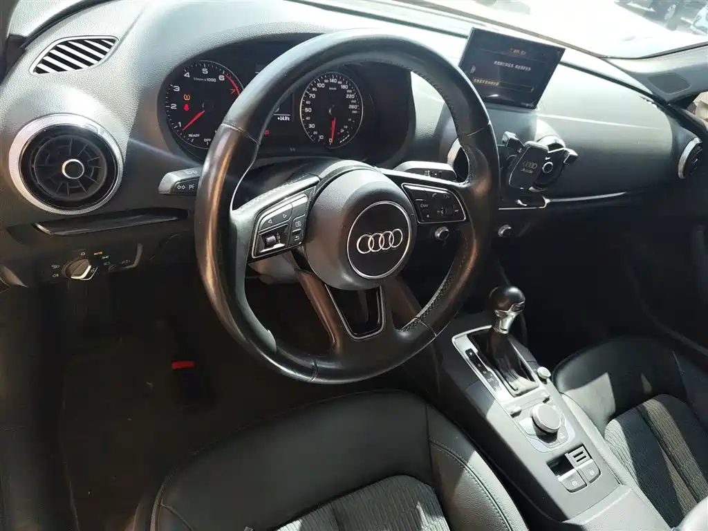 Audi A3 — фото 6