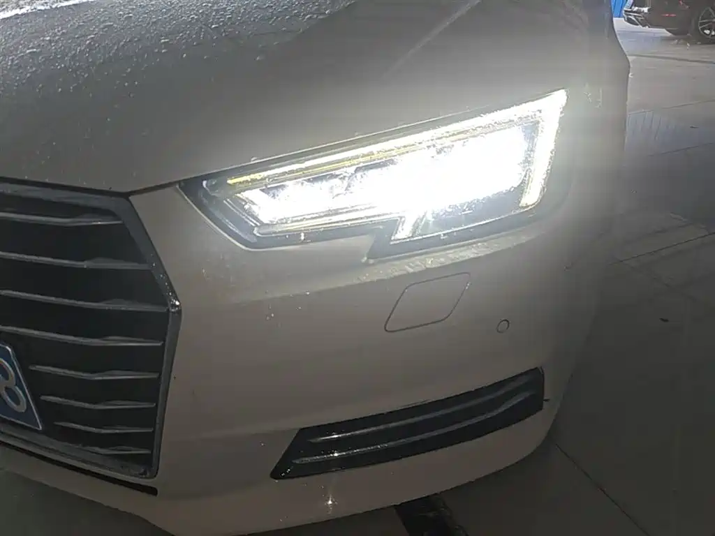 Audi A4L — фото 24