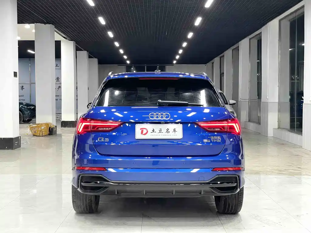 Audi Q3 — фото 5