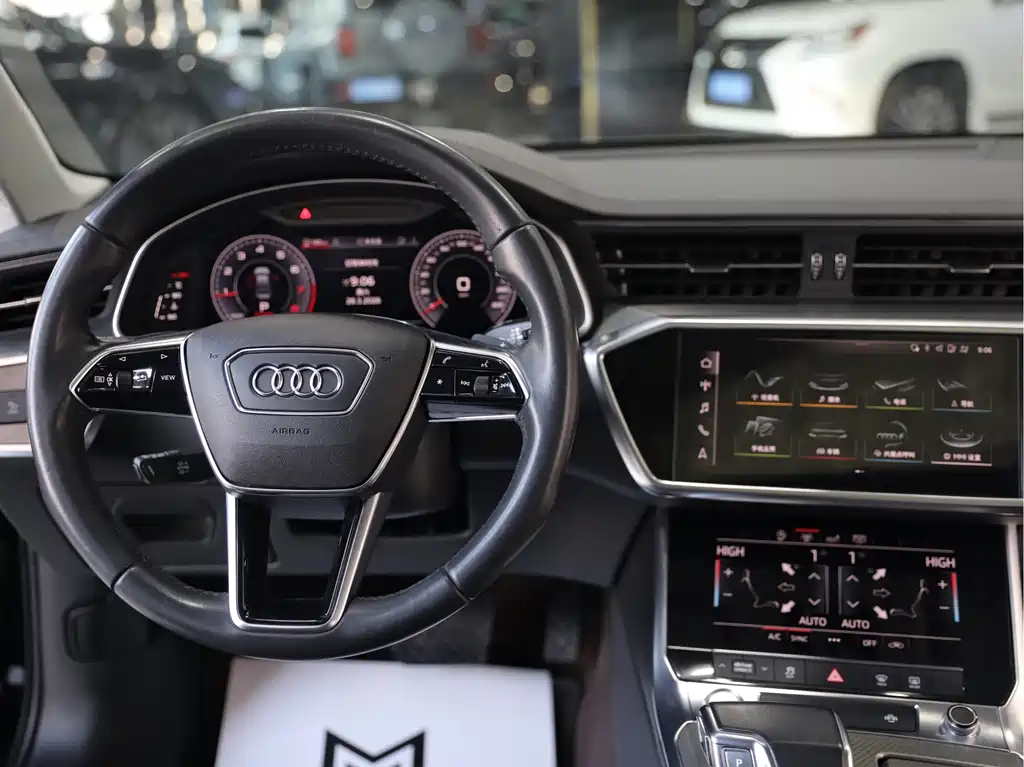 Audi A6L — фото 10
