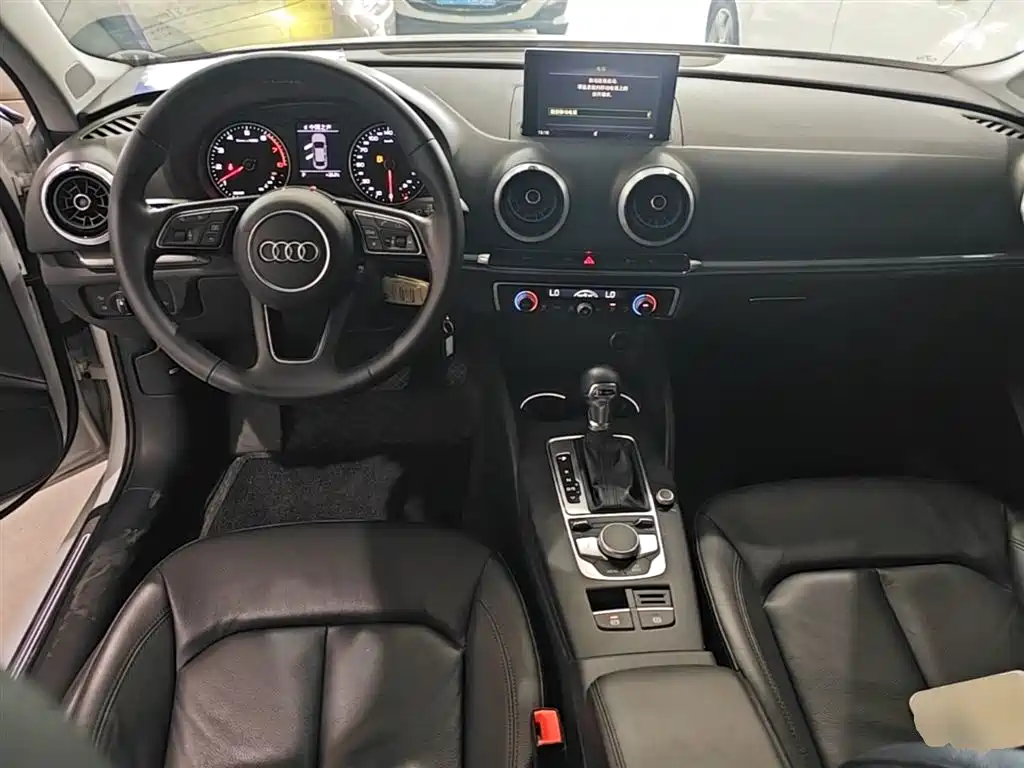 Audi A3 — фото 10