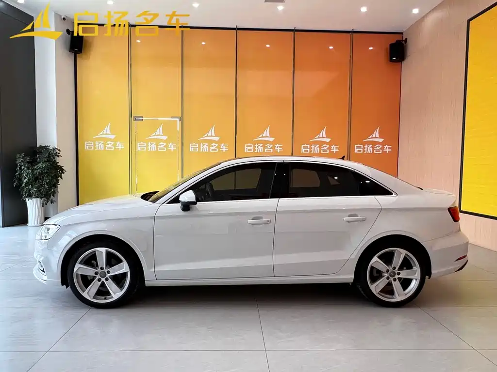 Audi A3 — фото 3