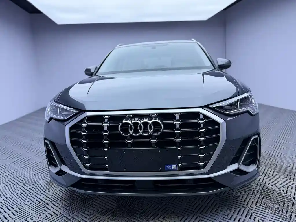 Audi Q3 — фото 2