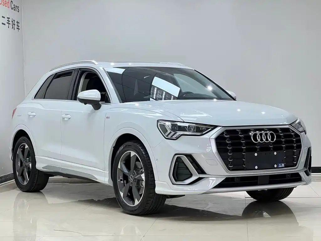 Audi Q3 — фото 3