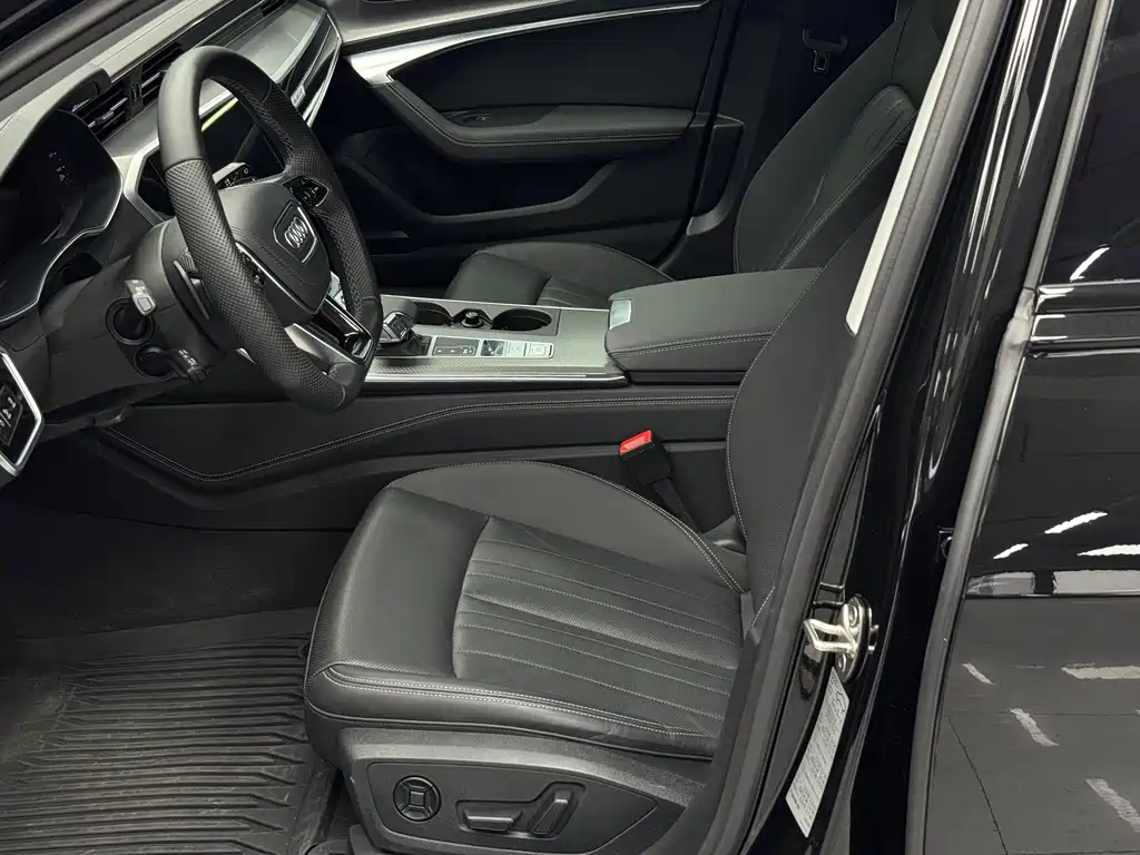 Audi A6 (Import) — фото 26