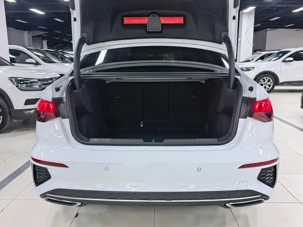 Audi A3 — фото 19