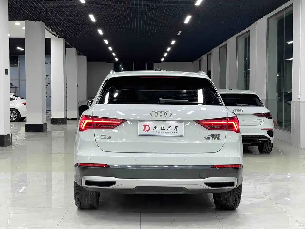 Audi Q3 — фото 5