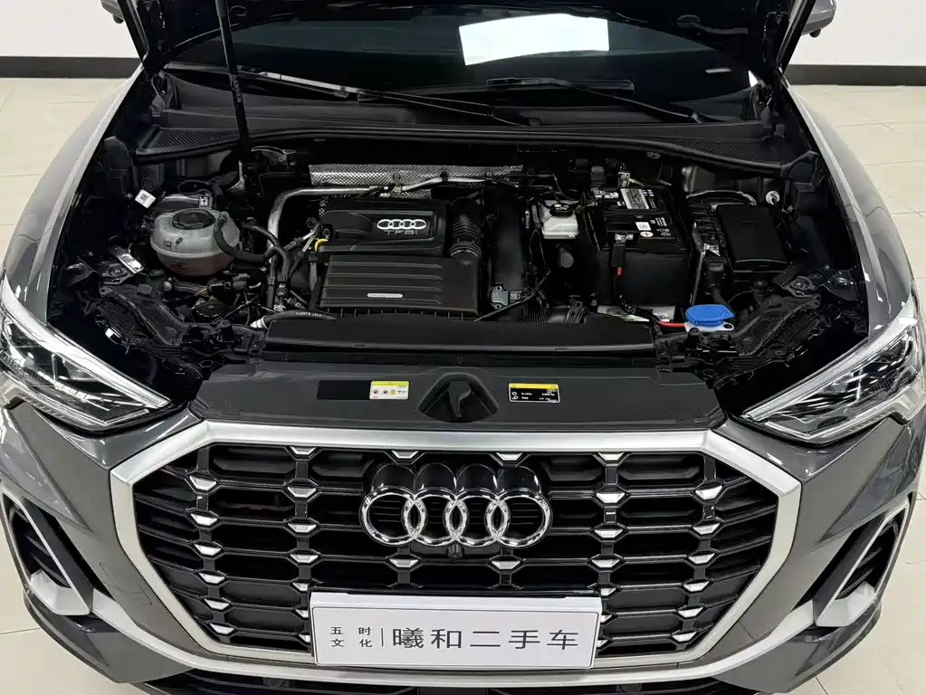 Audi Q3 — фото 9
