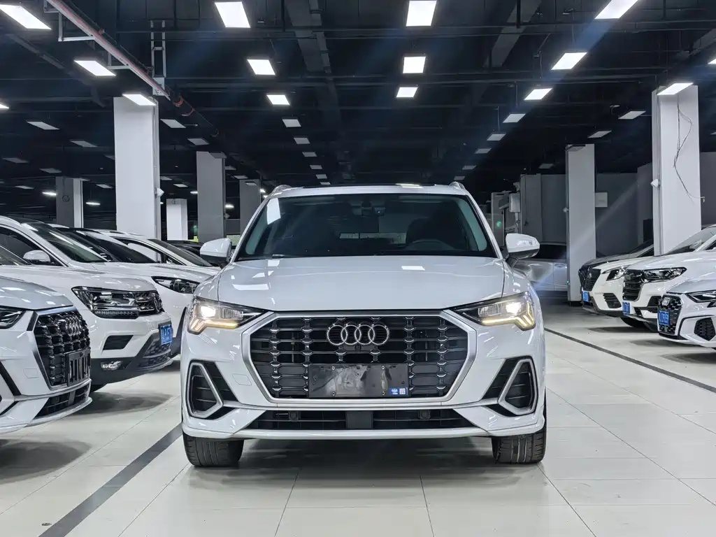 Audi Q3 — фото 2