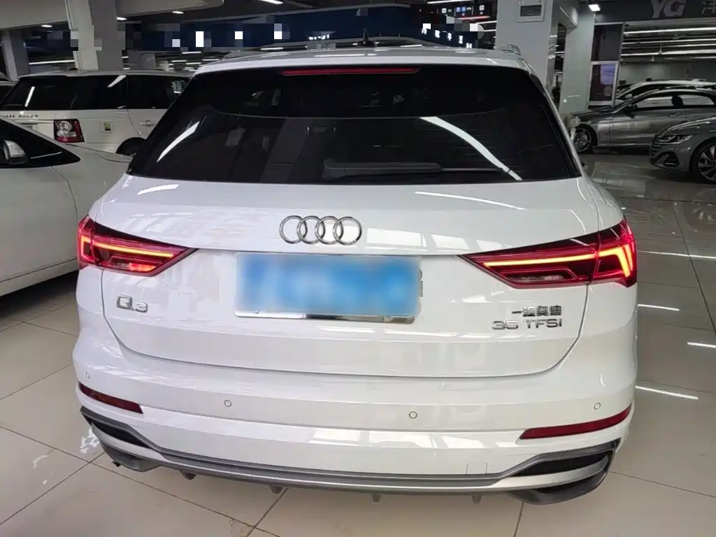 Audi Q3 — фото 6