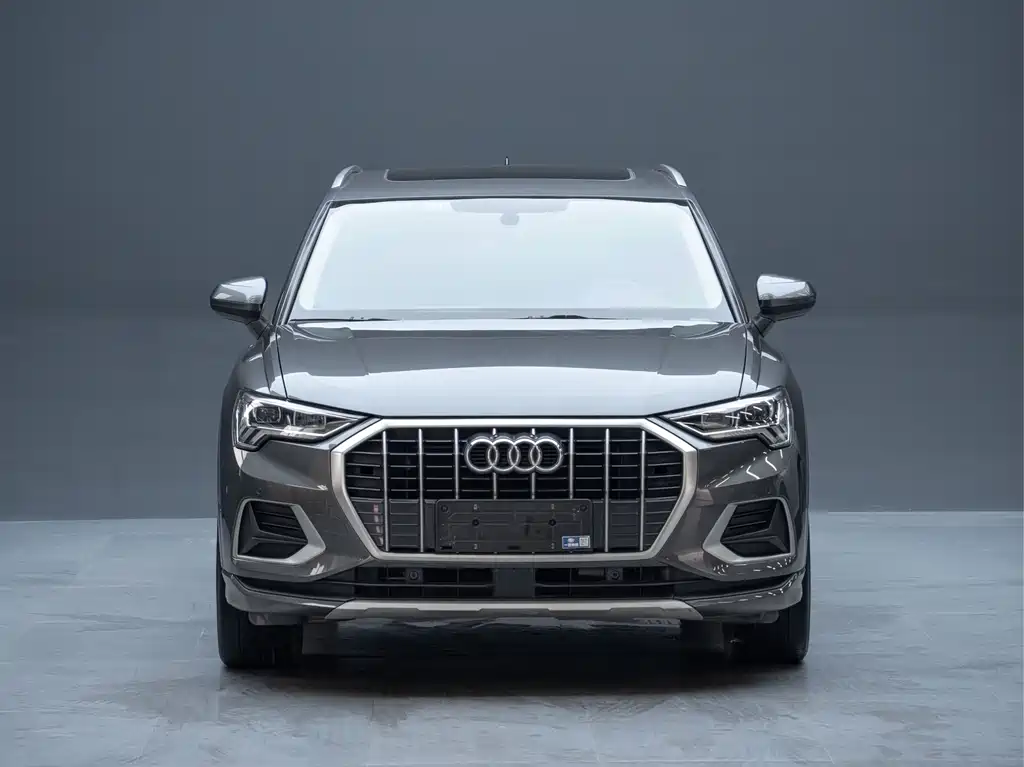 Audi Q3 — фото 4