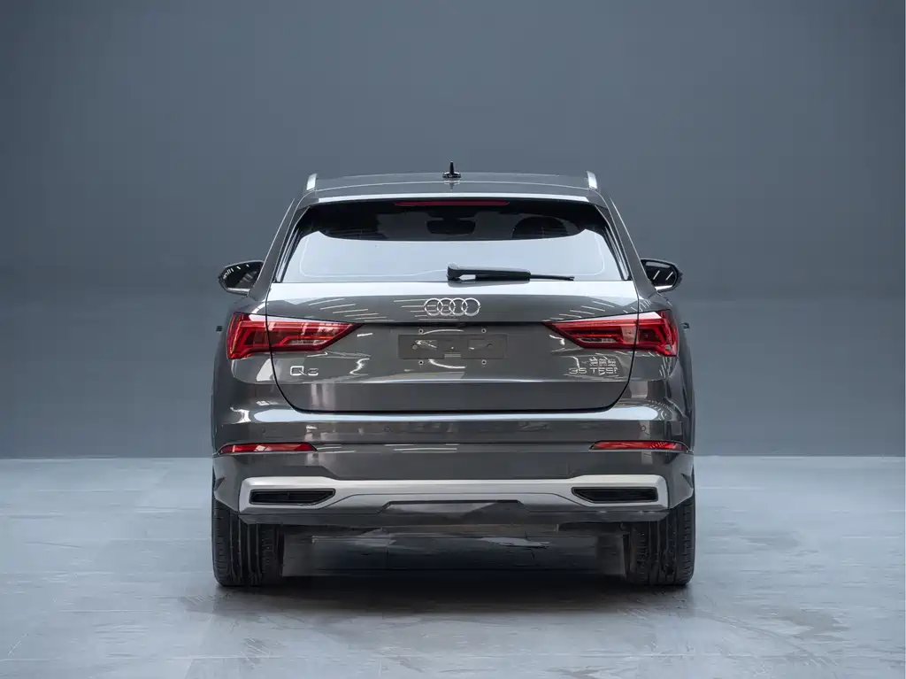 Audi Q3 — фото 9