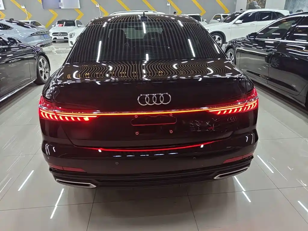 Audi A6L — фото 6