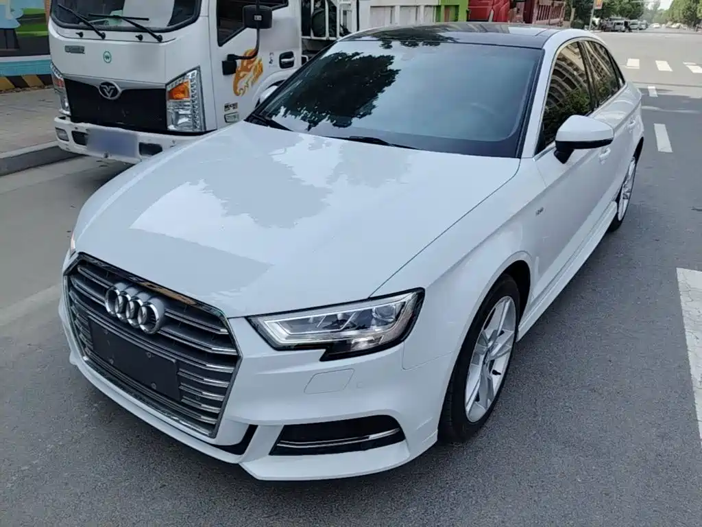 Audi A3 — фото 2