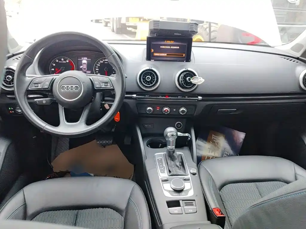 Audi A3 — фото 10
