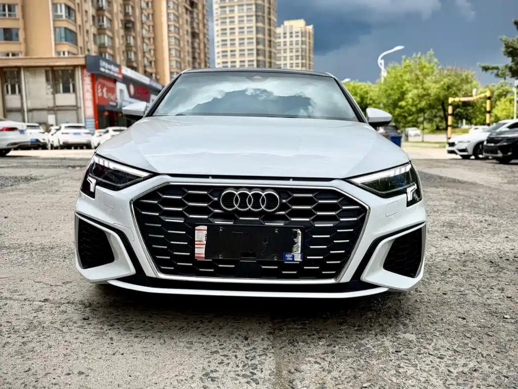 Audi A3 — фото 2