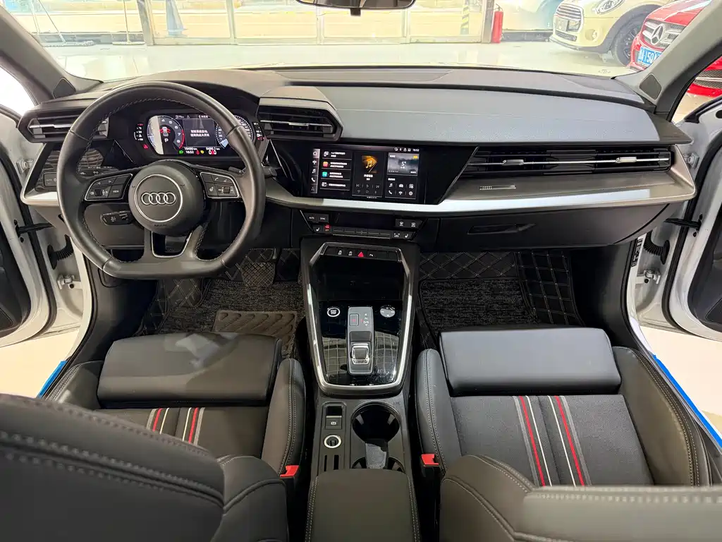 Audi A3 — фото 11