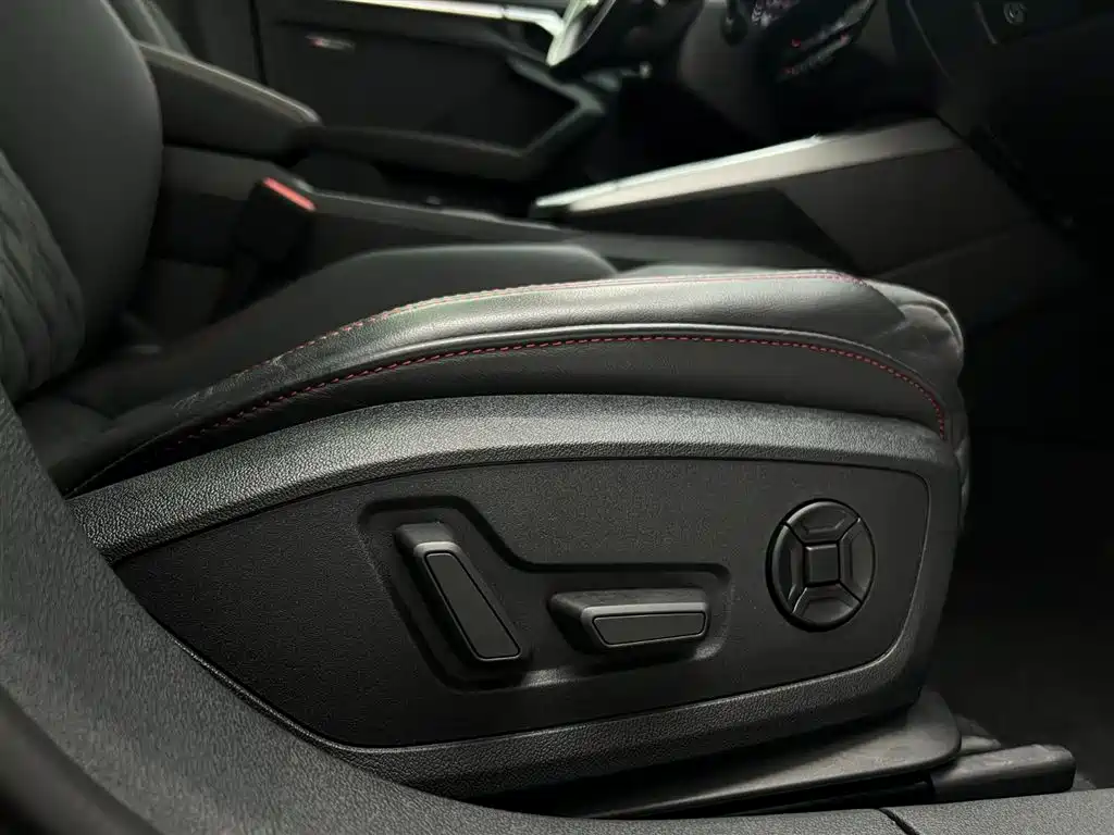 Audi A3 — фото 26