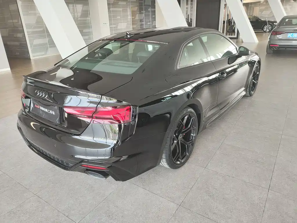 Audi RS 5 — фото 6
