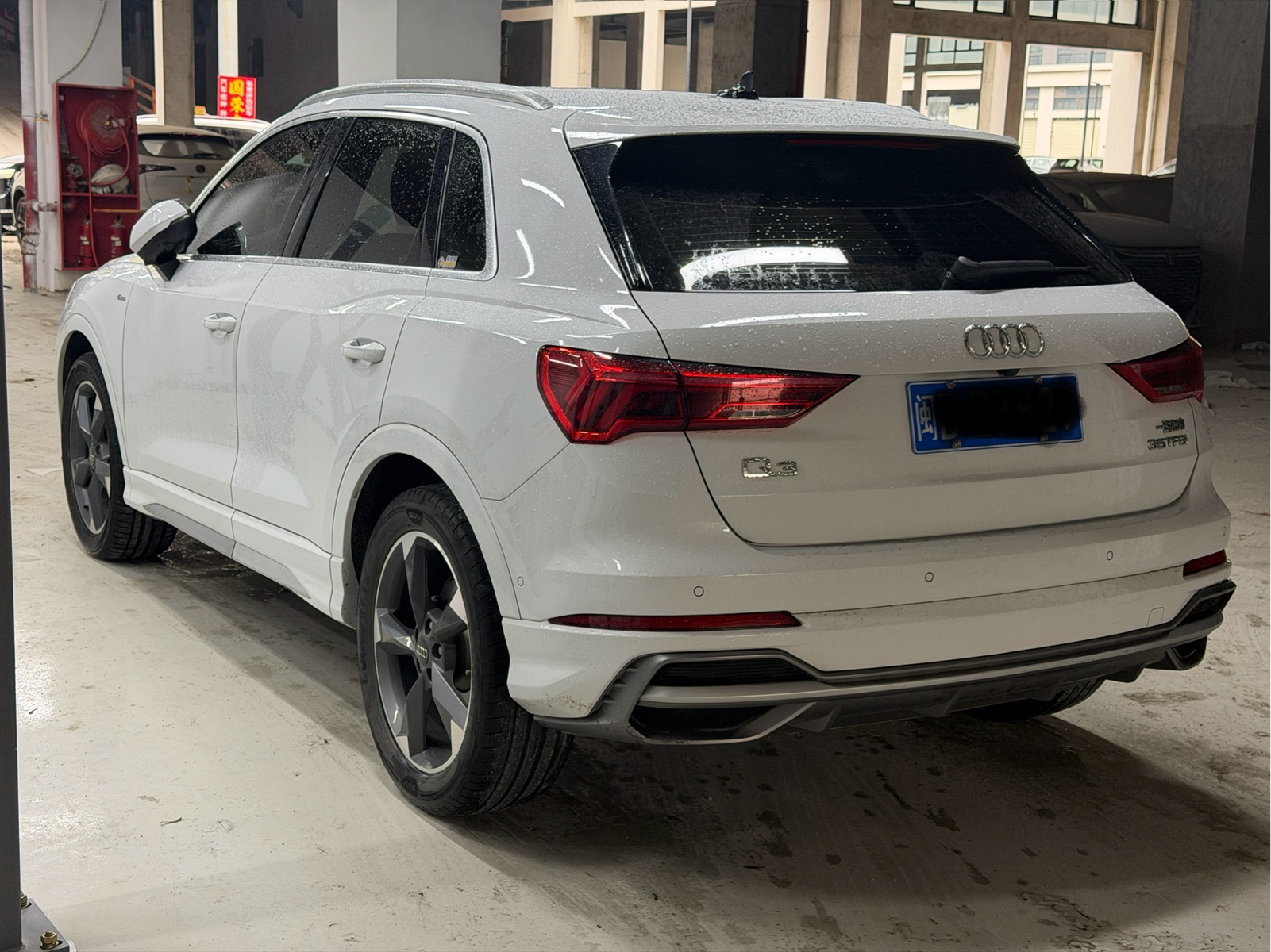 Audi Q3 — фото 9