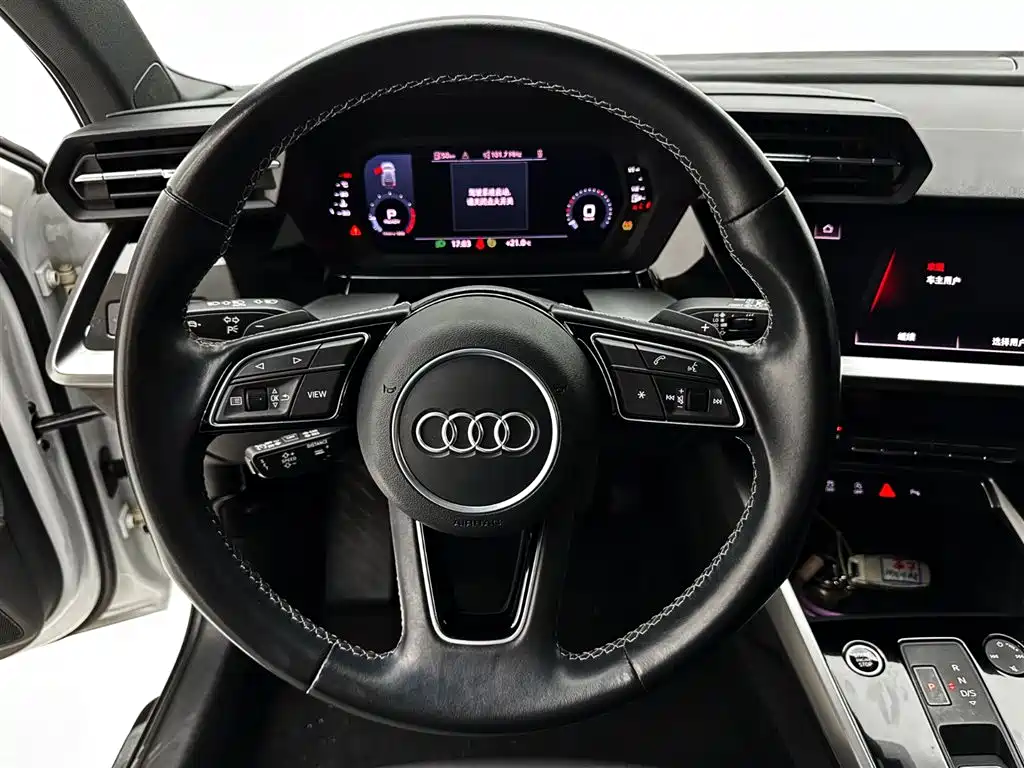 Audi A3 — фото 11