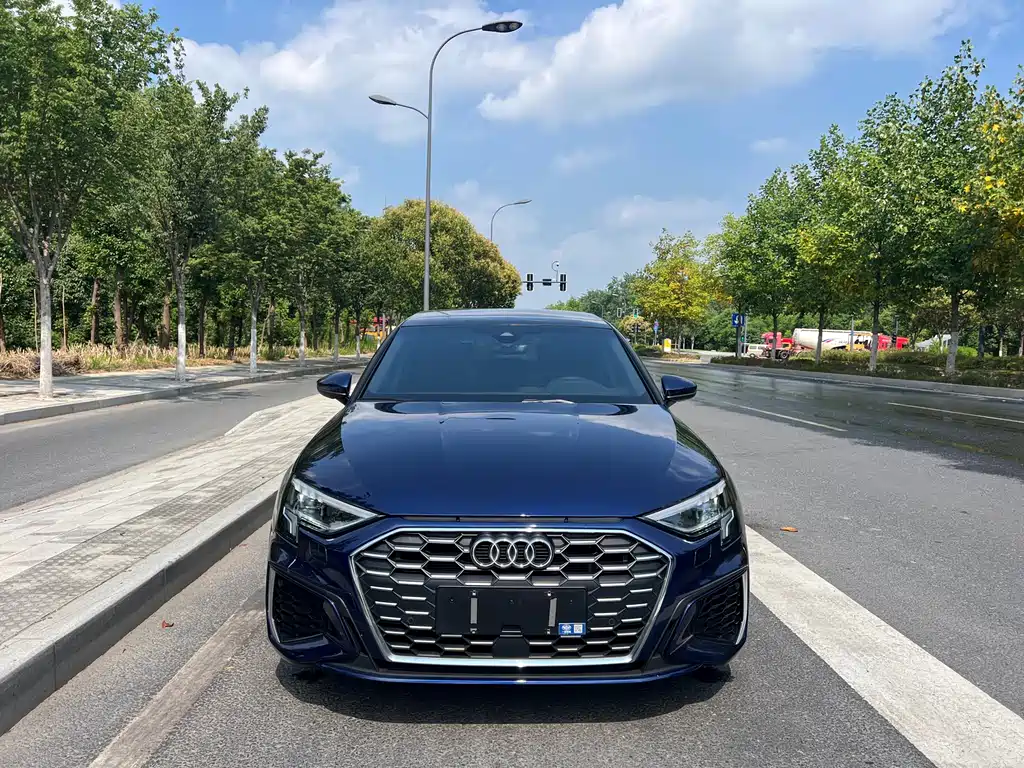 Audi A3 — фото 2