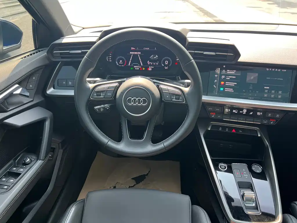 Audi A3 — фото 14