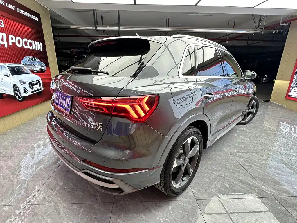 Audi Q3 — фото 5
