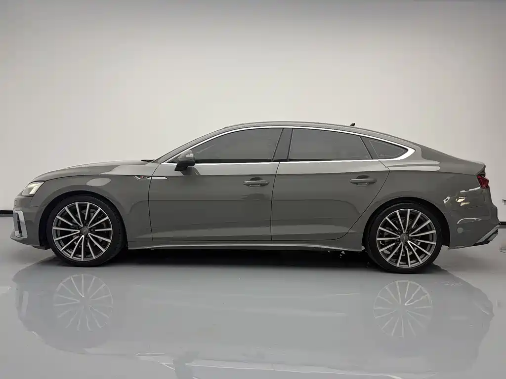 Audi A5 (Import) — фото 7