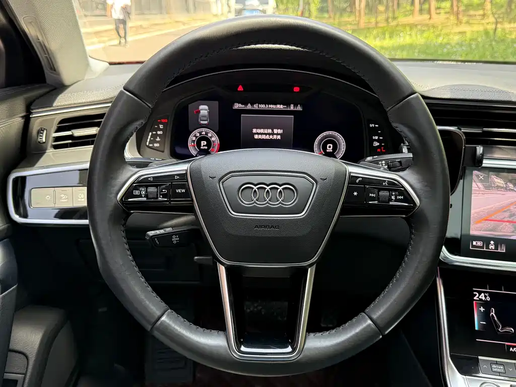 Audi A6L — фото 18