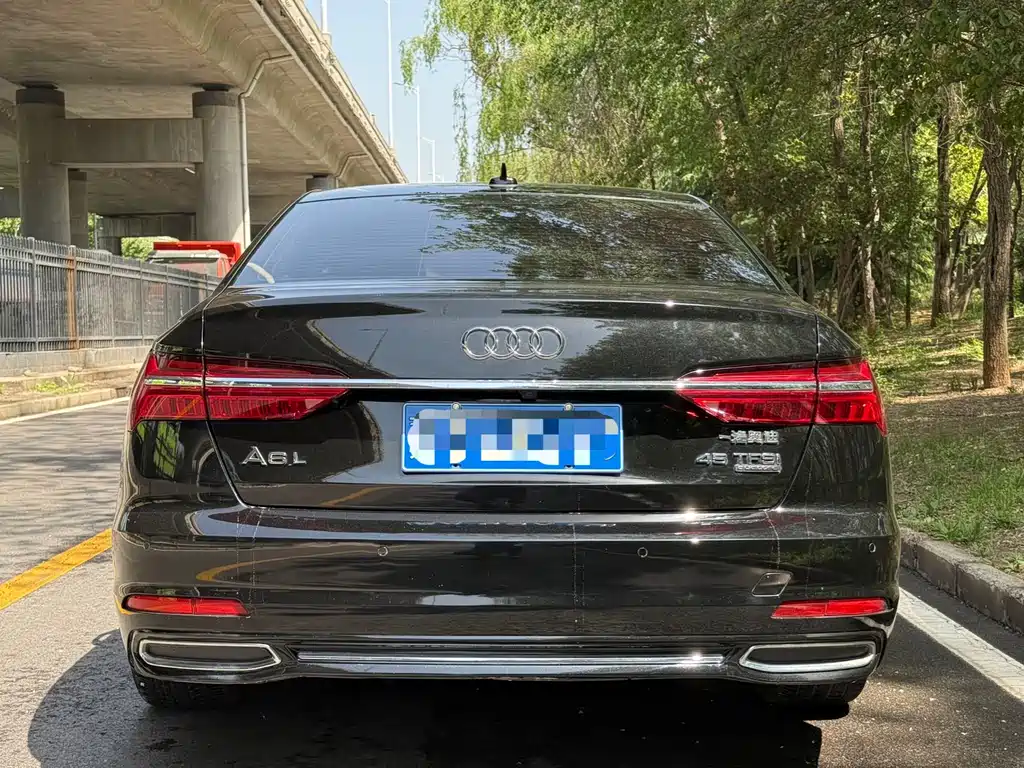 Audi A6L — фото 4