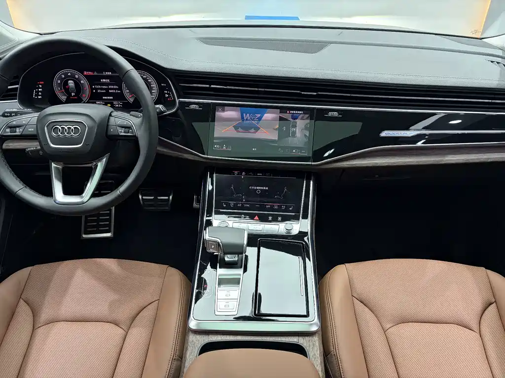 Audi Q7 — фото 7