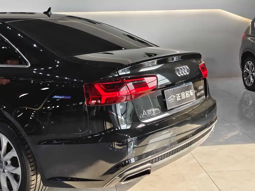 Audi A6L — фото 6