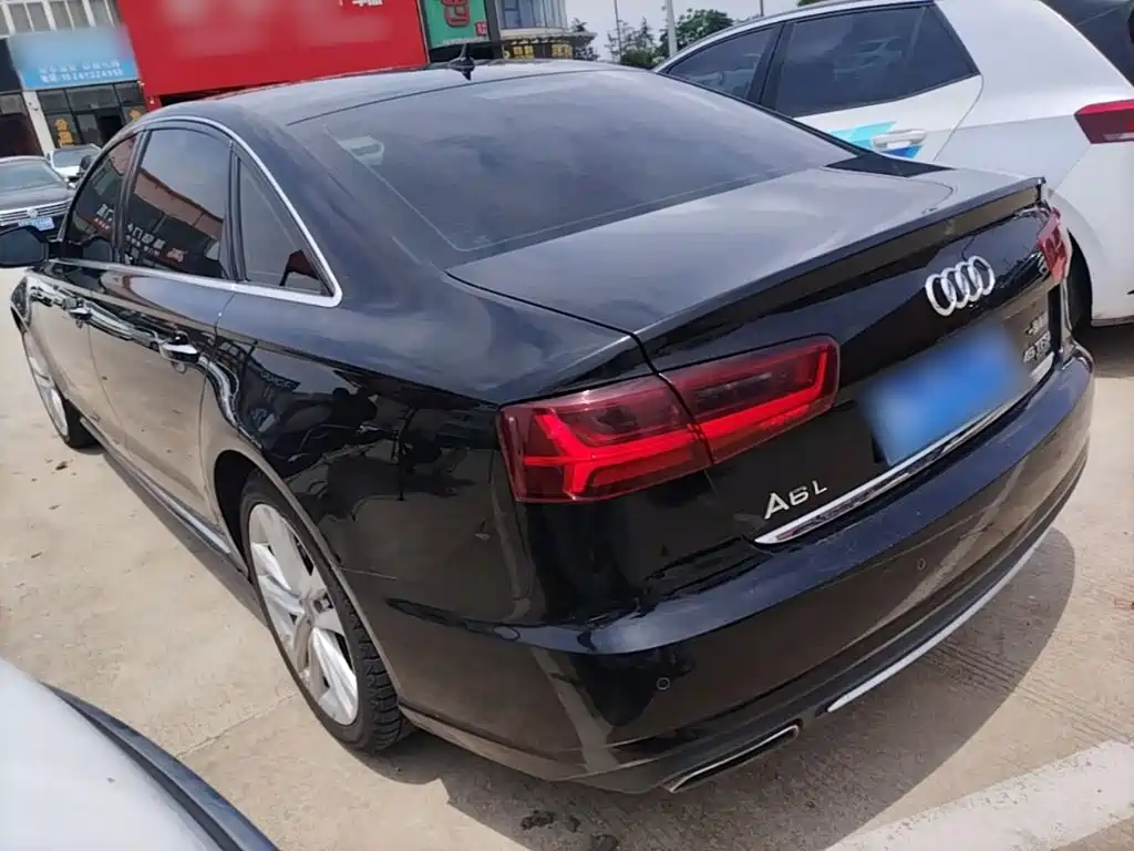 Audi A6L — фото 5