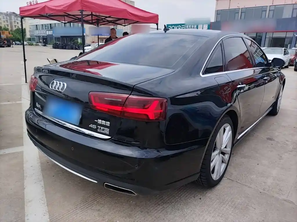 Audi A6L — фото 7