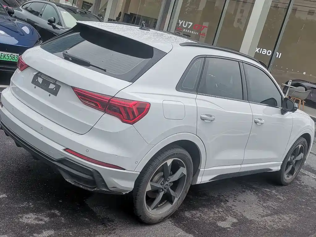 Audi Q3 — фото 2